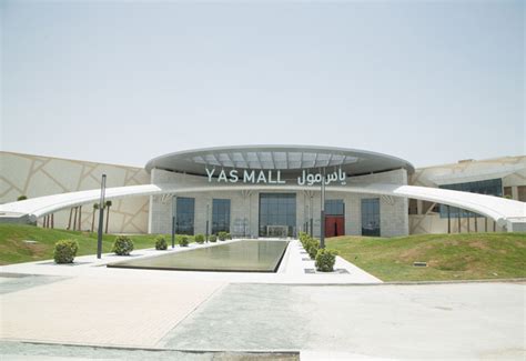 yas mall contractor portal.